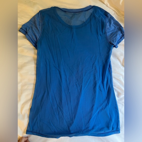 Lululemon Mesh Back Tee - Picture 2 of 4